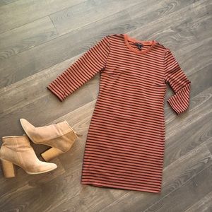 Women’s Scoop Neck Dress